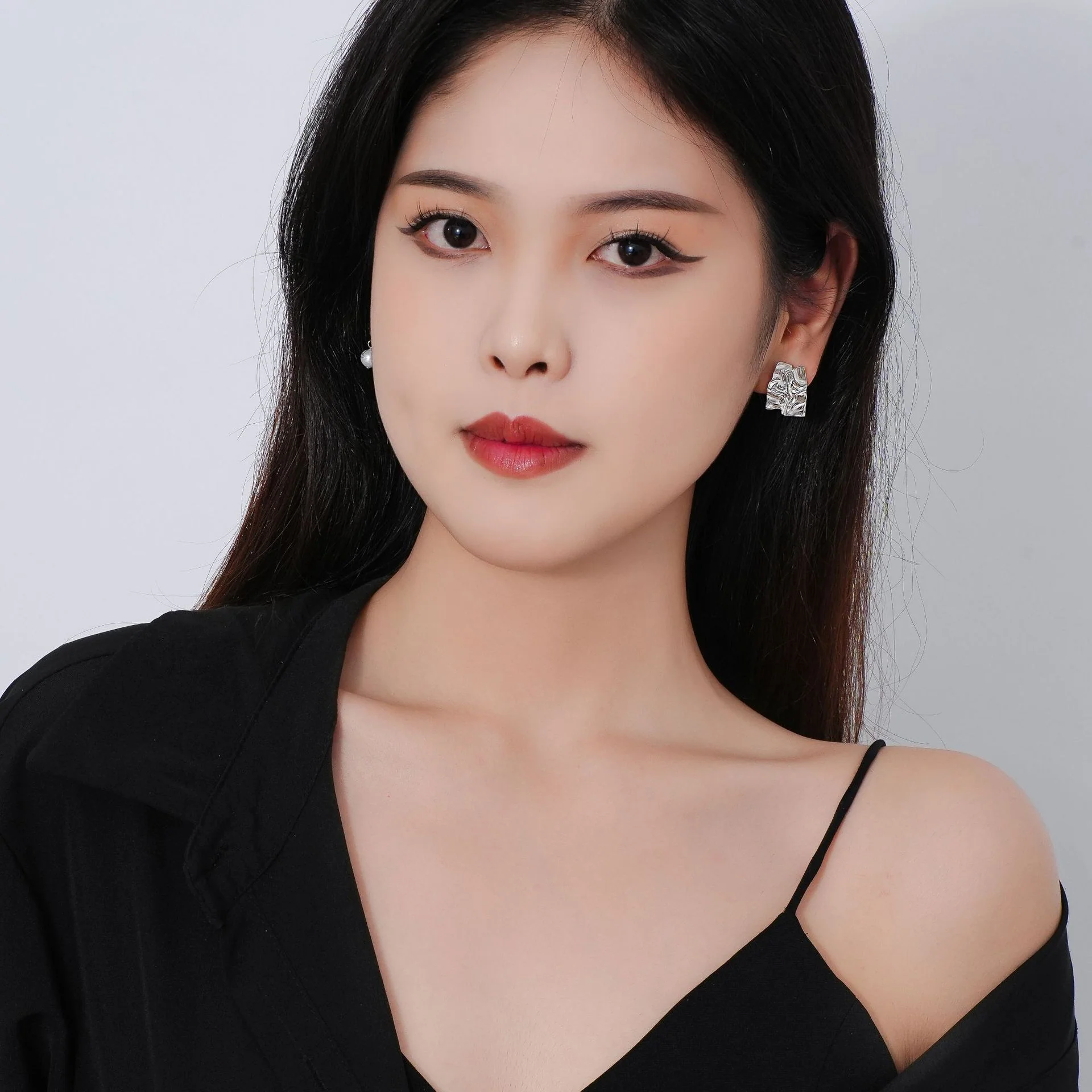 Asymmetrical Tin Foil Pearl Drop Earrings