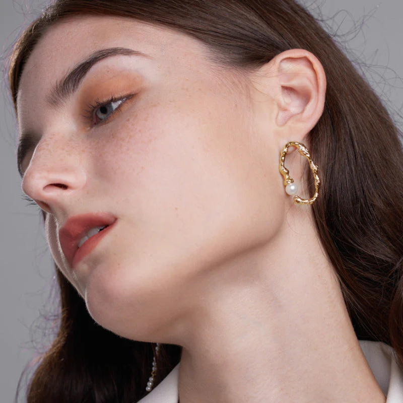 Geometric Asymmetric Pearl Earrings