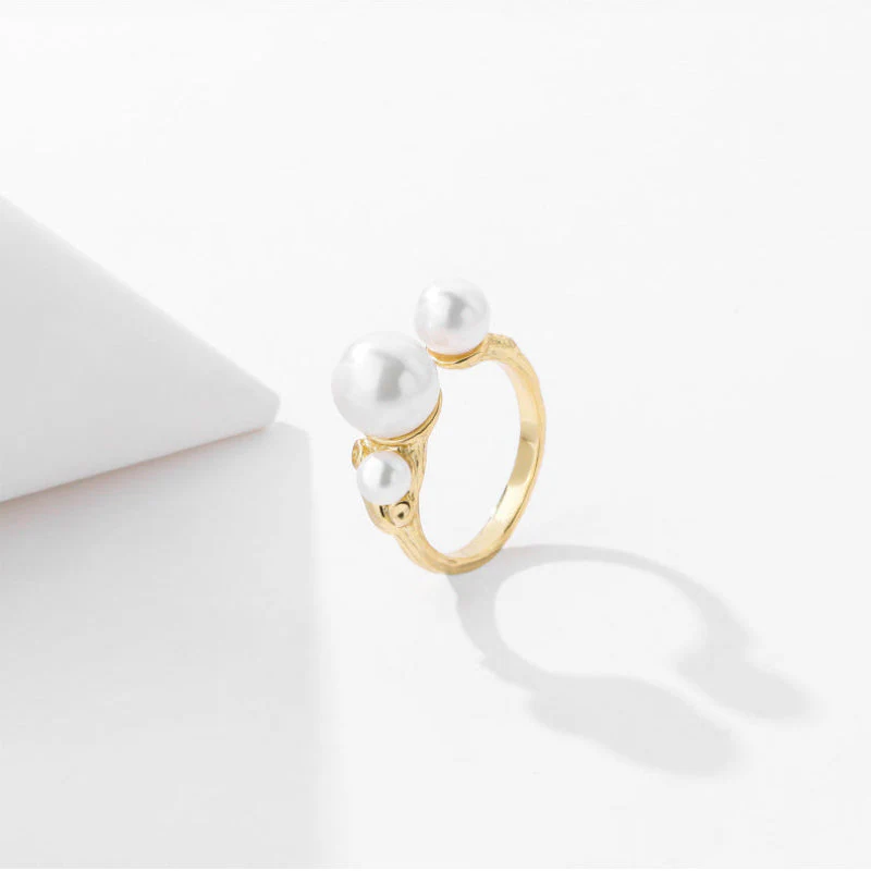 3 Pearls Open Pearl Ring