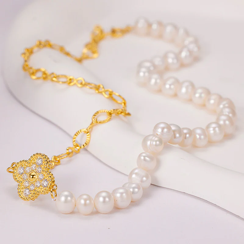 Half Pearl Half Chain Four Leaf Clover Pendant Necklace