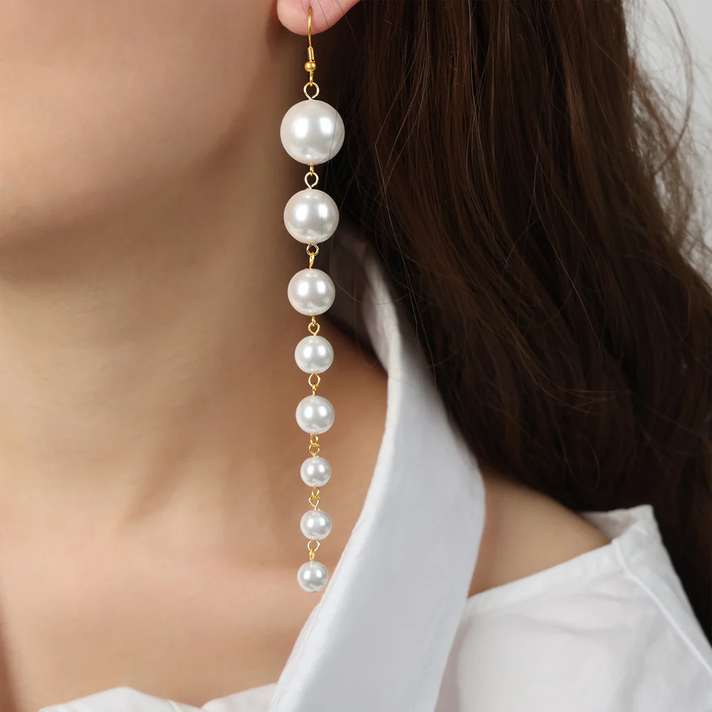 Gradient Sizes Pearl Tassel Earring