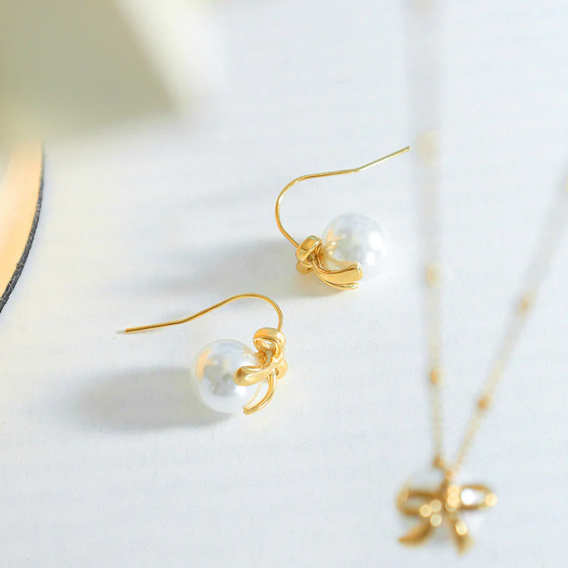 Bowknot Pearl Necklace and Earring Set