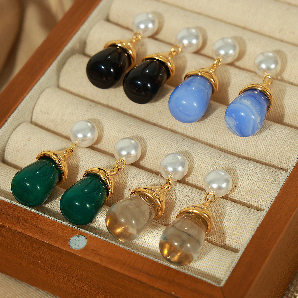 Cute Pearl Stud Resin Earrings