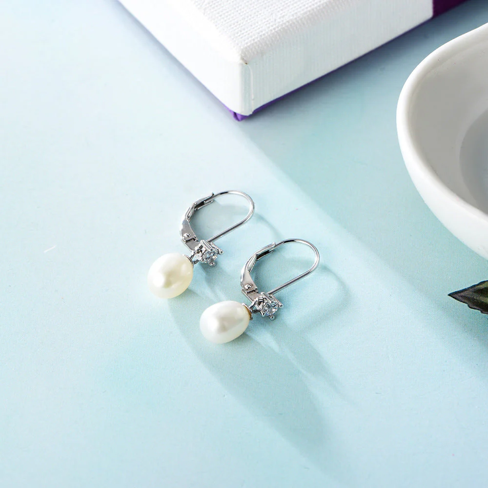 Oval Pearl Drop Earrings