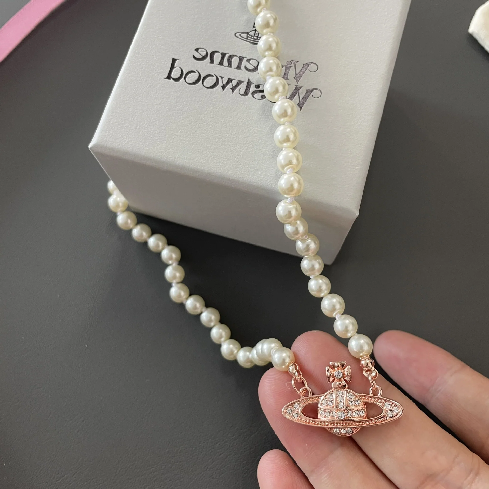 VIVI Saturn Pendant Pearl Necklace | Best Replica Jewelry™