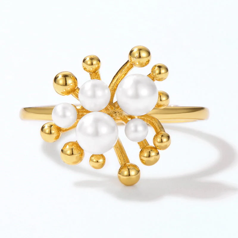 Pistil Cluster Pearl Ring