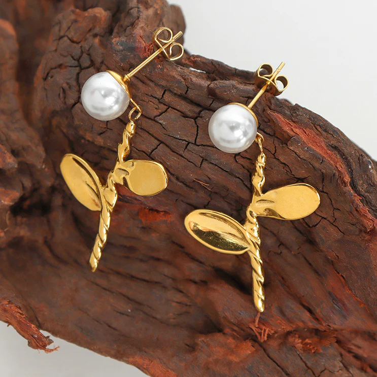Floral Pearl Earrings