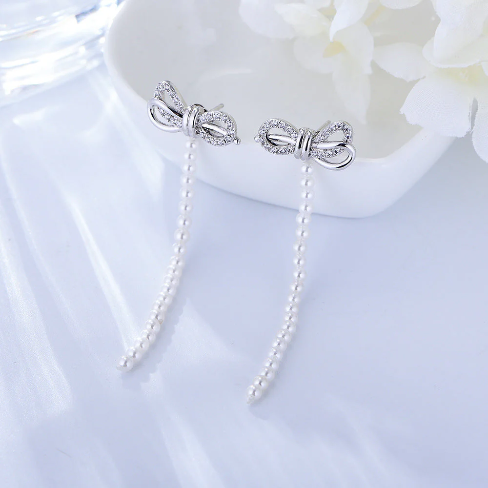 Zircon Bow And Pearl Earrings