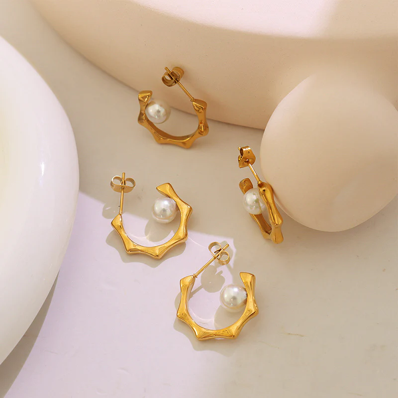 Bamboo Knot C Shape Pearl Earrings