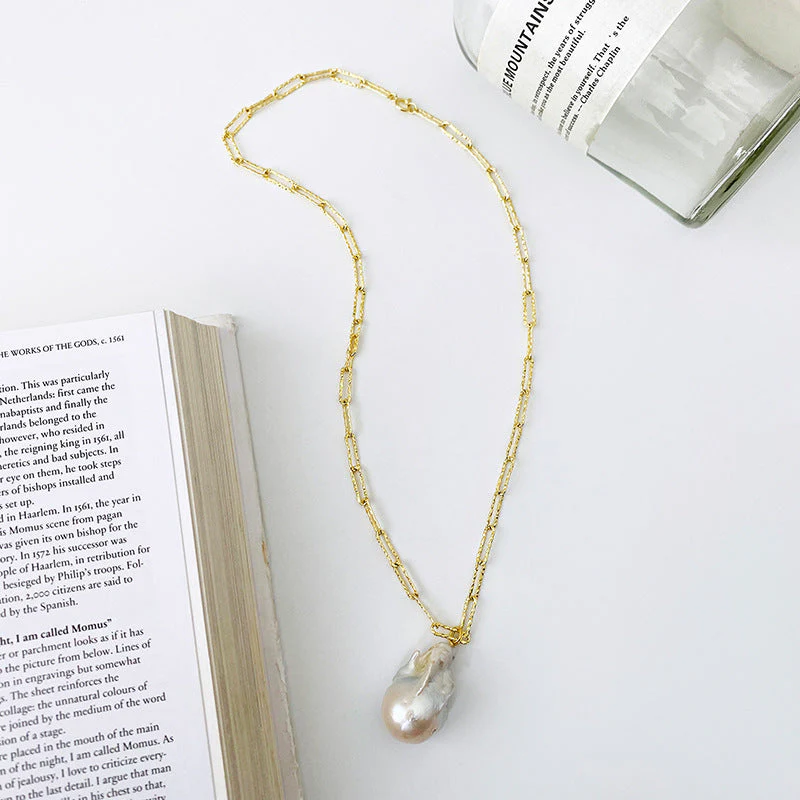 Large Baroque Pearl Pendant Necklace