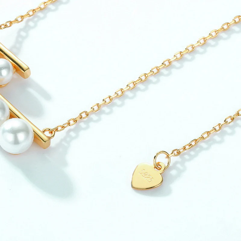 Balance Beam Pearl Pendant Necklace