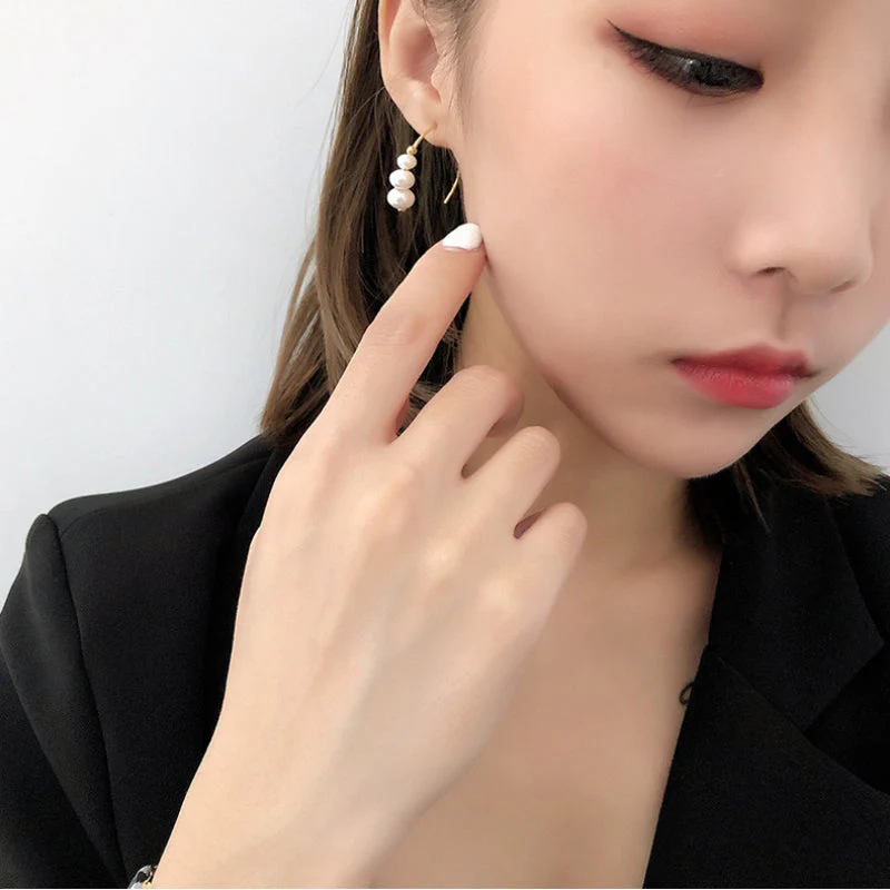 Geometric Pearl Hoop Earrings