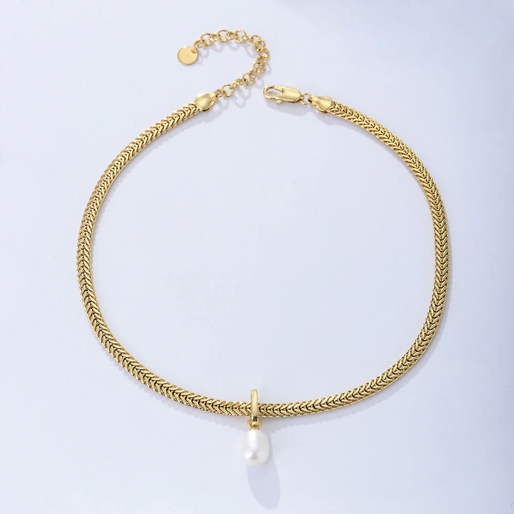 Single Pearl Chunky Chain Necklace