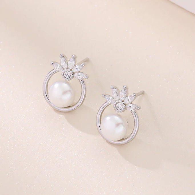 Gem and Pearl Earrings Stud