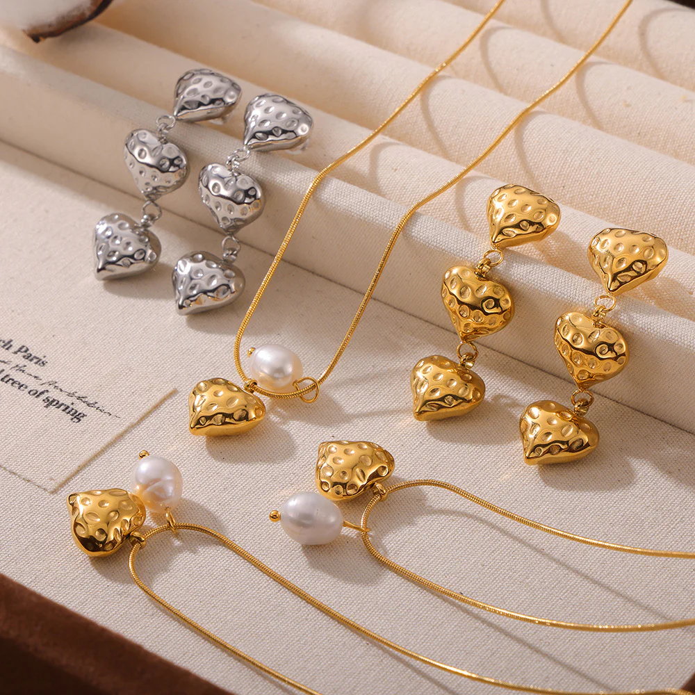 Lovely Pearl Charm Heart Pendant Necklace and Earring Set