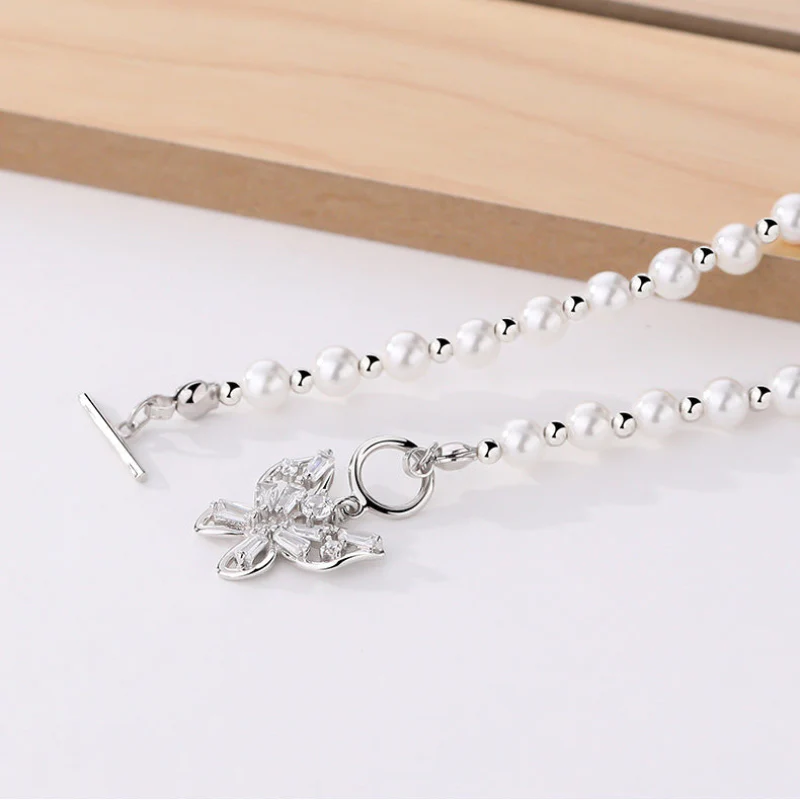 Zircon Butterfly Pendant Pearl Necklace