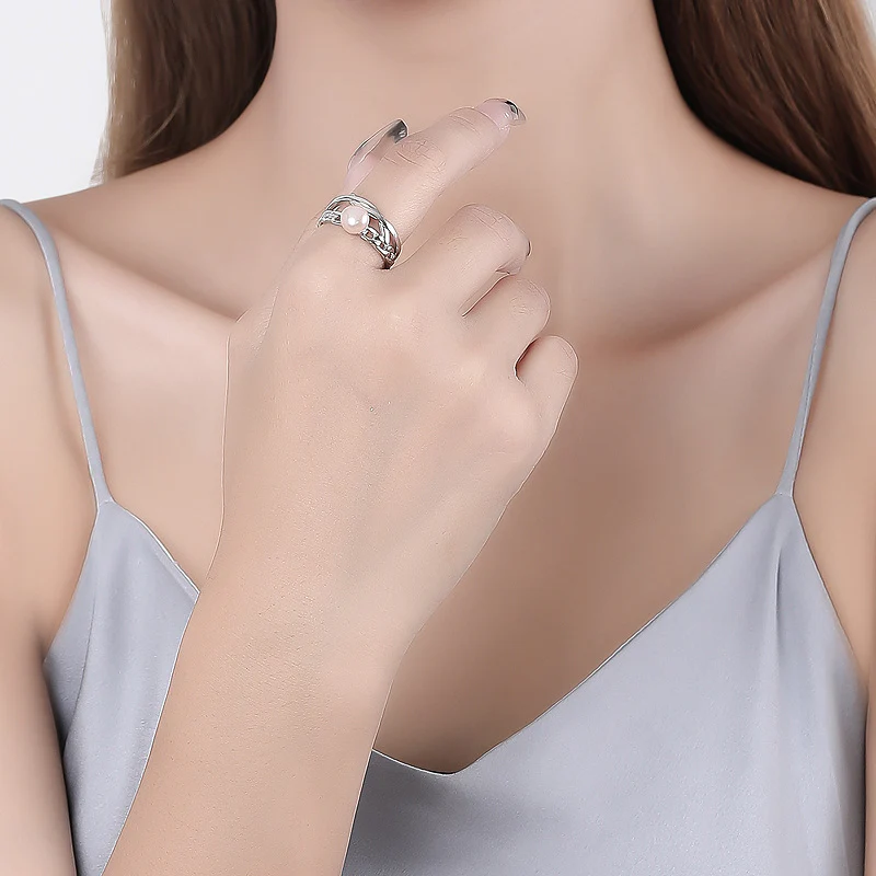 Silver Hollow Wide Band Pearl Ring