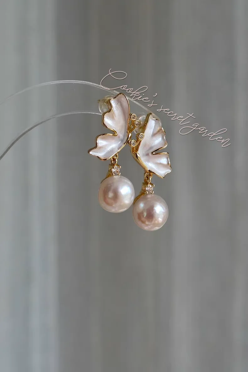 【Monet Garden Collection】 Handmade Butterfly Baroque Pearl Earrings