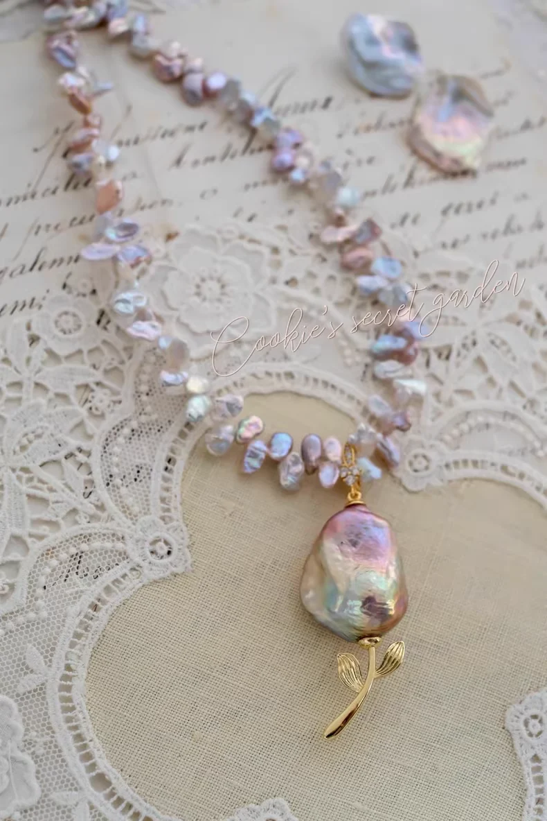 【Monet Garden Collection】 Handmade Fairyland Rose Baroque Pearl Pendant