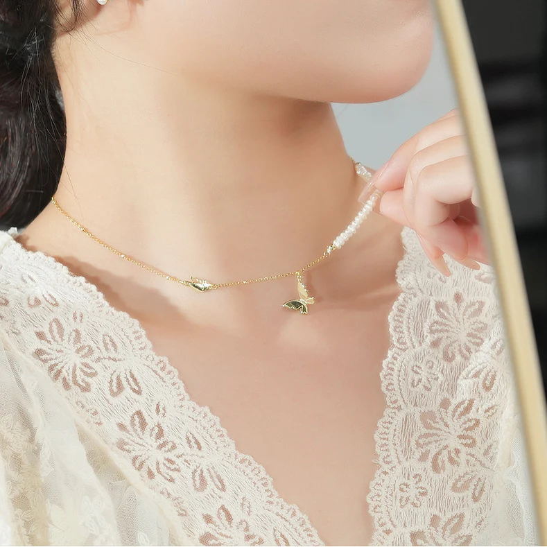 Chic Freshwater Pearl Butterfly Necklace