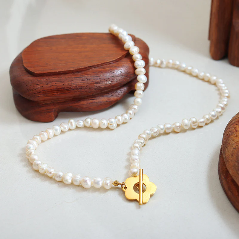 Flower Pearl Necklace and Bracelet Set