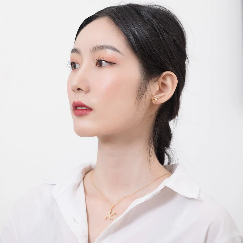 Peace Dove With Pearl Pendant