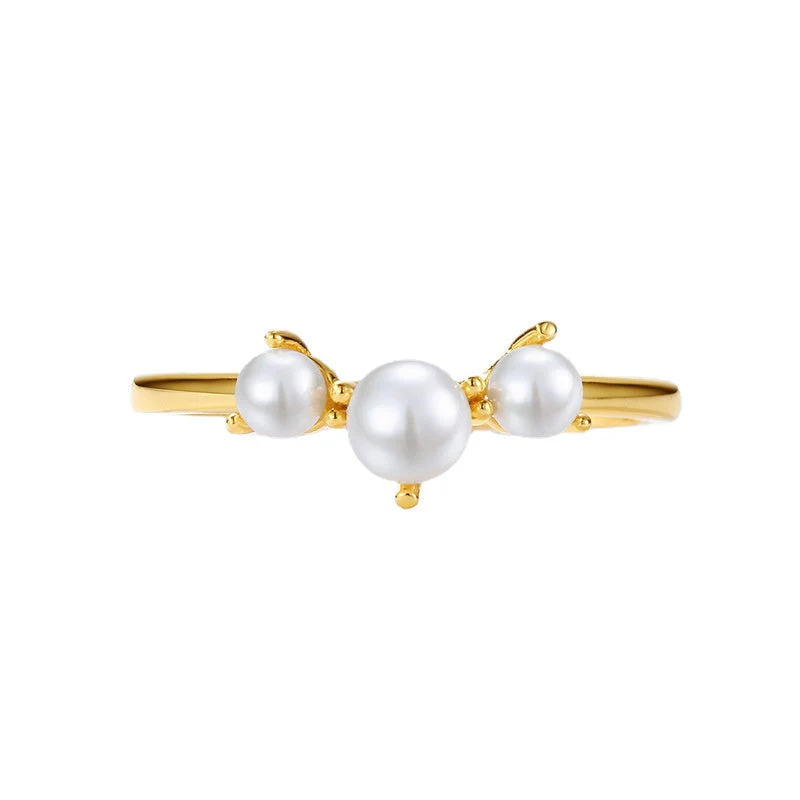 Fashion Three Pearl Ring