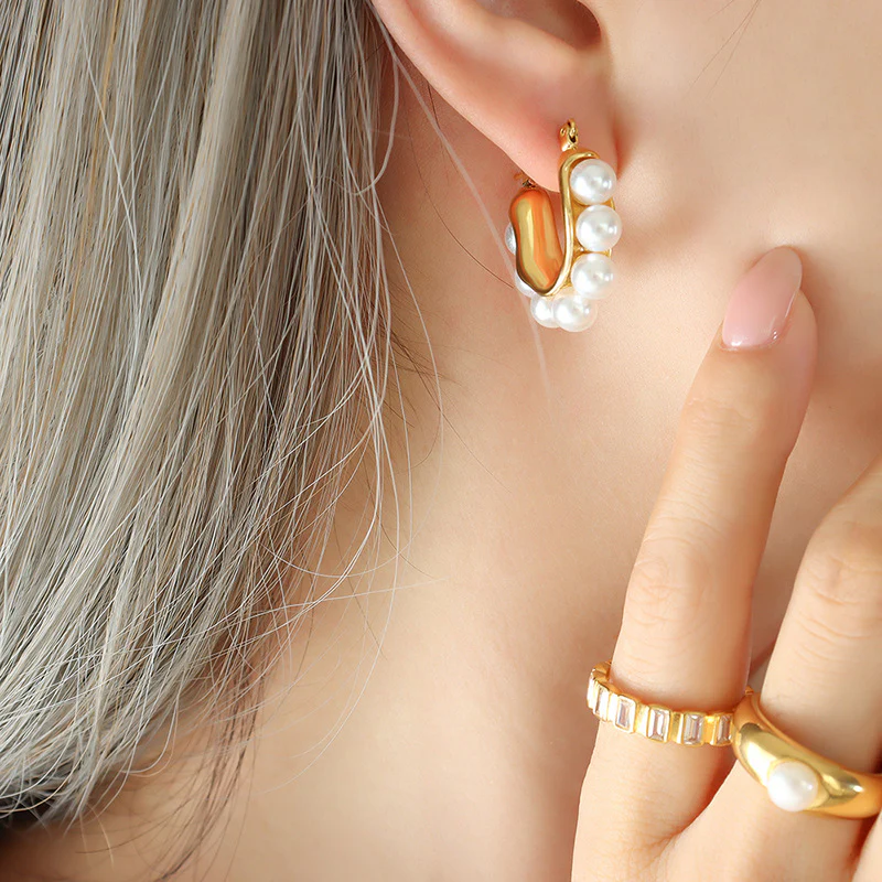 U Shape Pearl Earrings