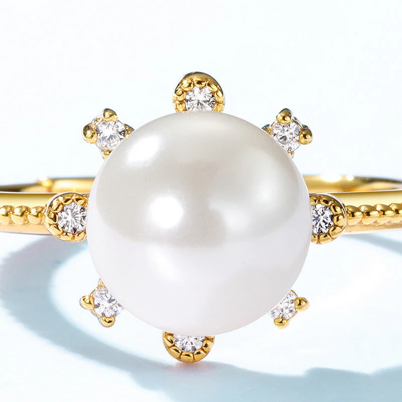 18k Gold Pearl Ring