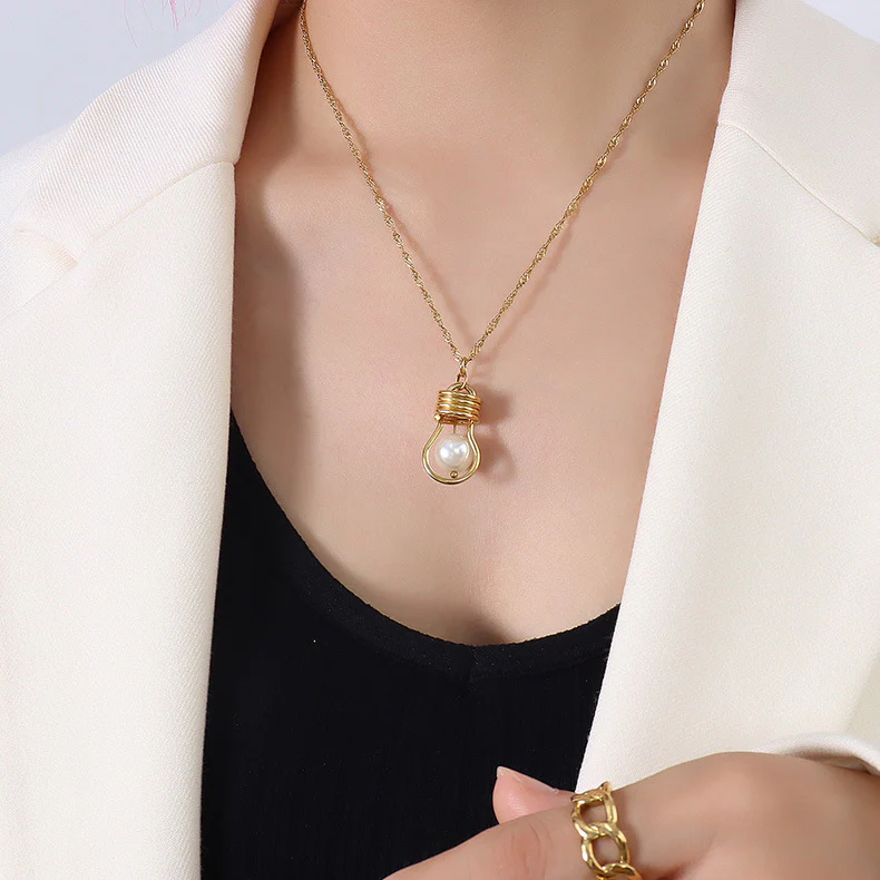 Creative Pearl Bulb Pendant Necklace