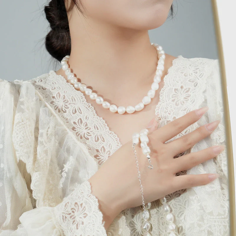 Luxury Baroque Pearl Choker Necklace