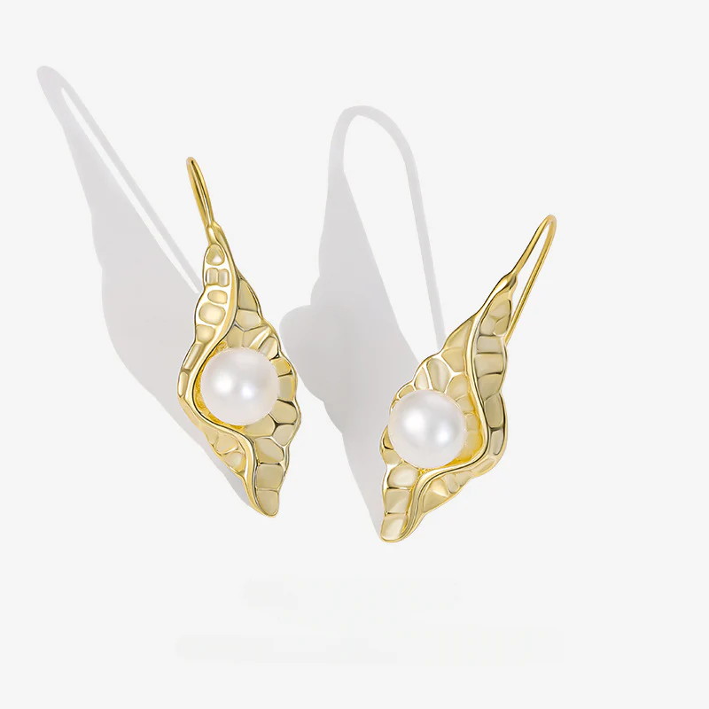 Hook Leaf Inlay Pearl Earrings