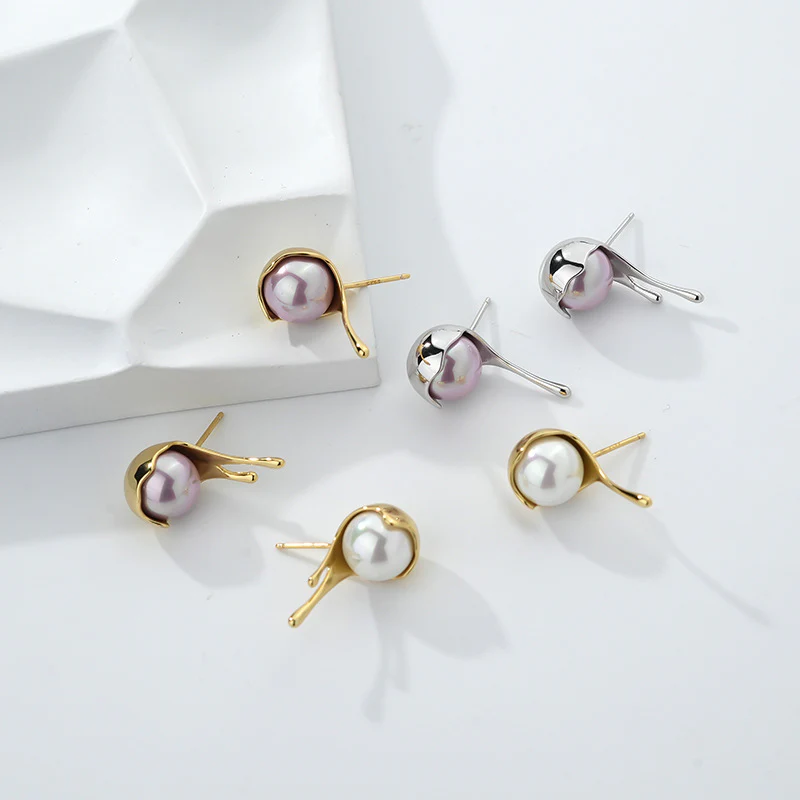 Lava Style Pearl Earrings