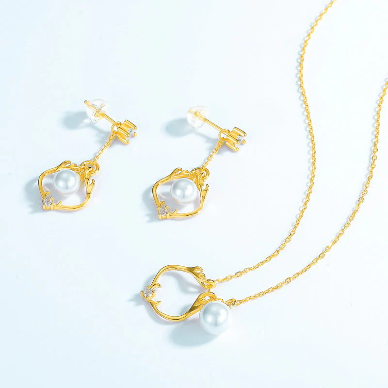 Antler and Floating Pearl Pendant