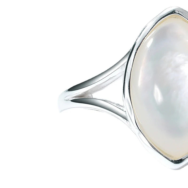 Vintage Geometric Flat Pearl Ring