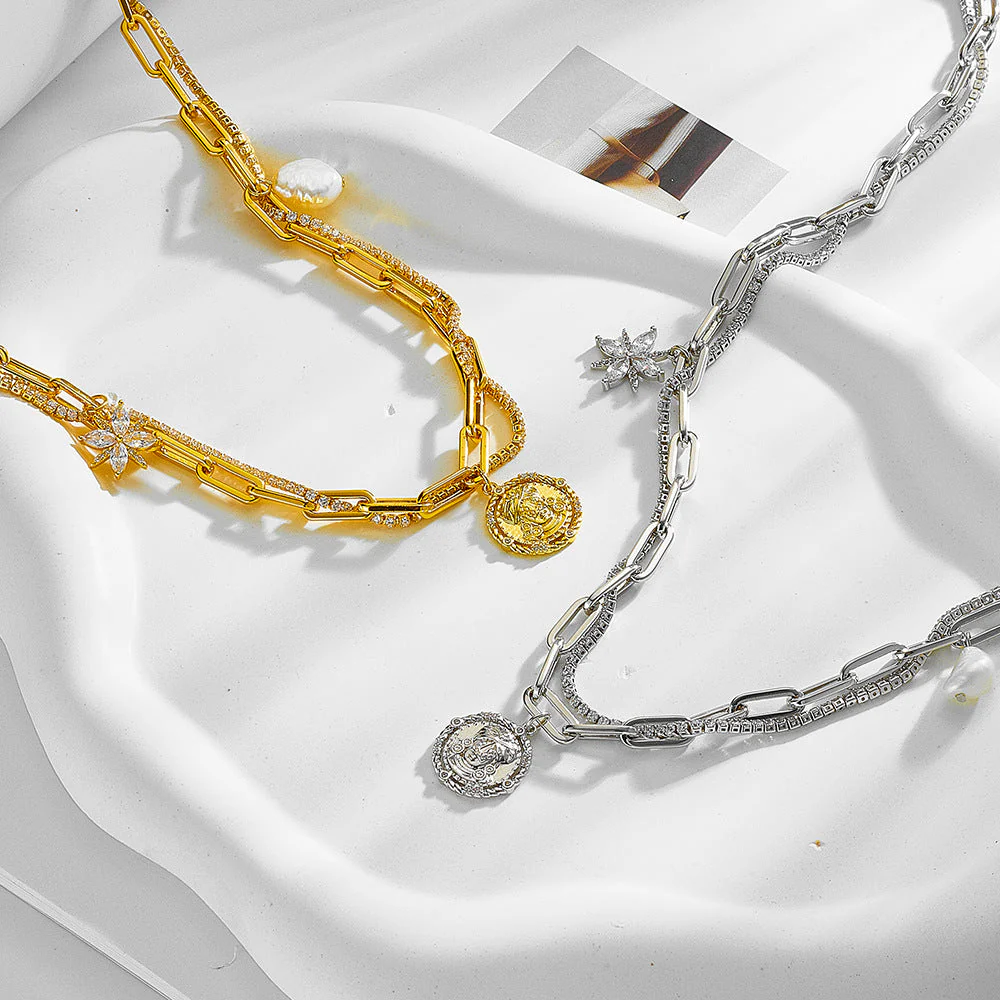 Vintage Pearl Pendant Necklace