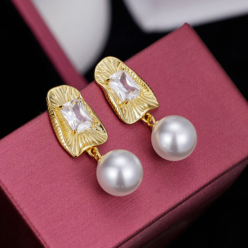 Light Luxury Rhinestone Pearl Dangle Earrings