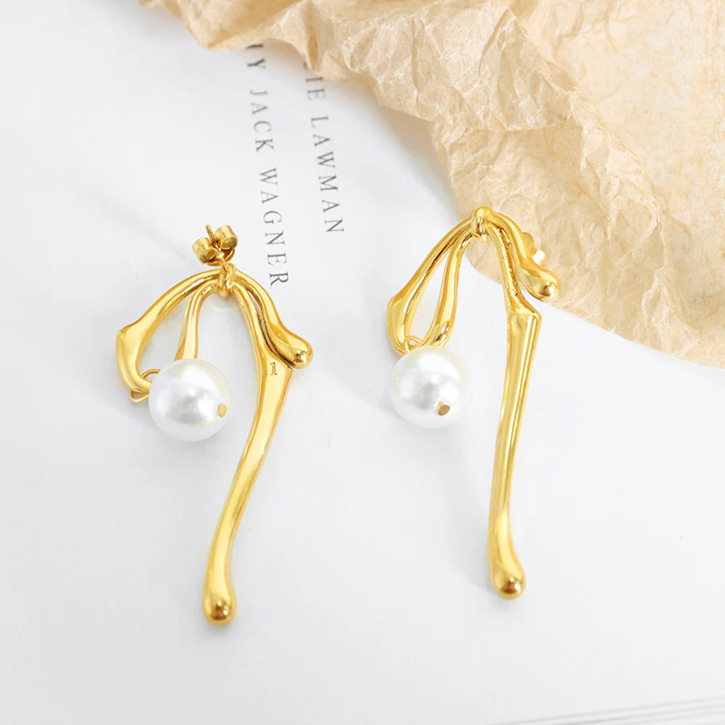 Irregular Bow Dangle Pearl Earring