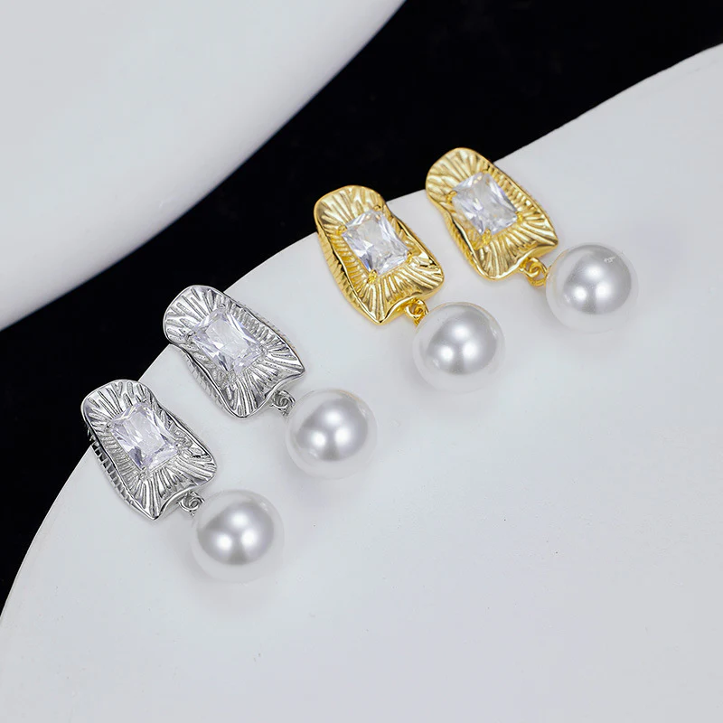 Light Luxury Rhinestone Pearl Dangle Earrings