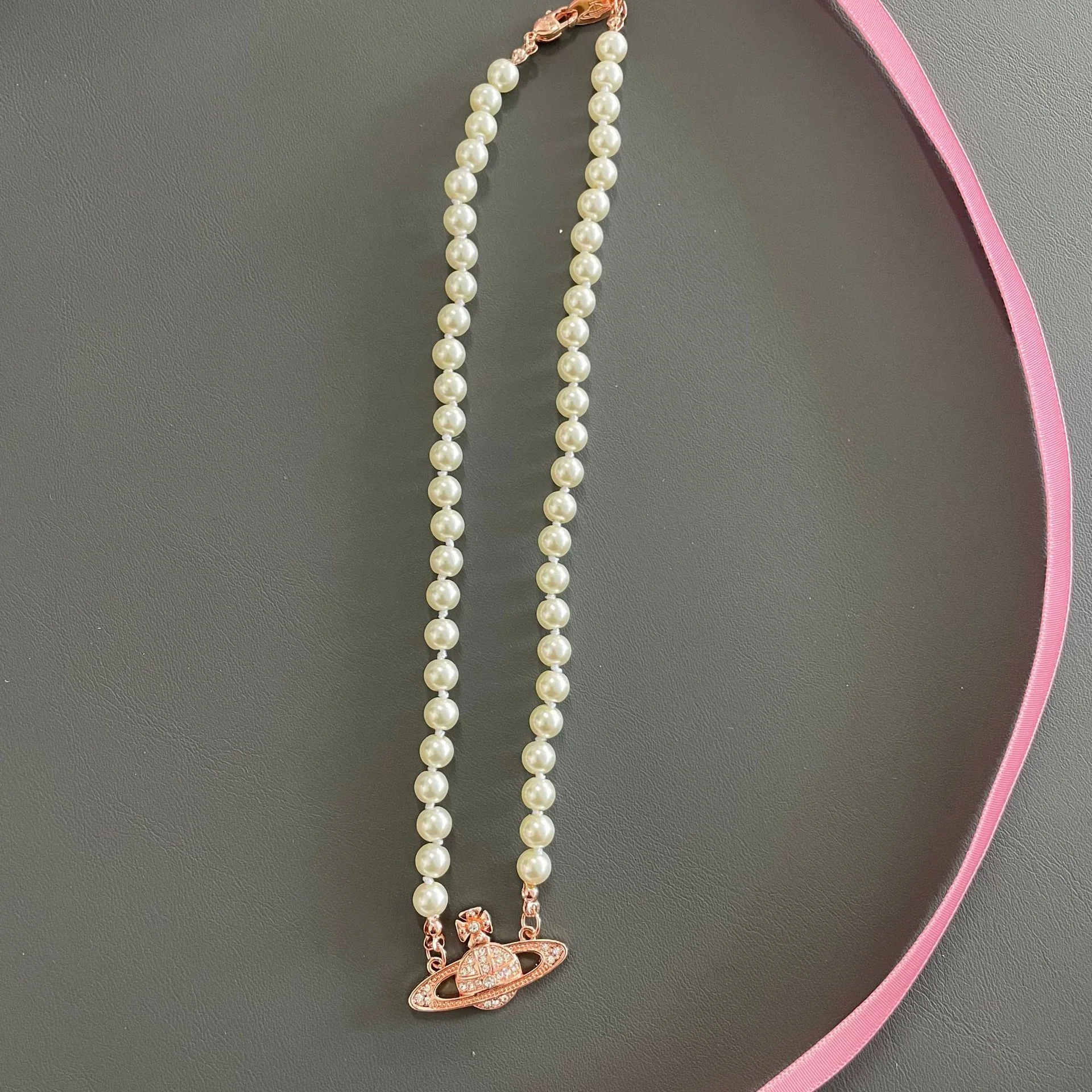 VIVI Saturn Pendant Pearl Necklace | Best Replica Jewelry™