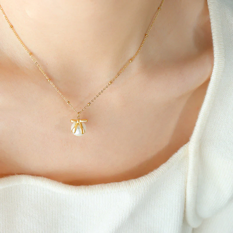 Bowknot Pearl Necklace and Earring Set