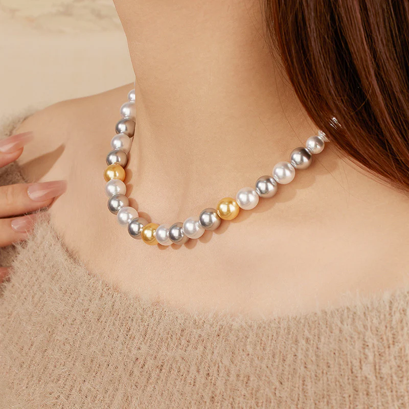 Gradient Sizes Mixed Color Pearl Necklace