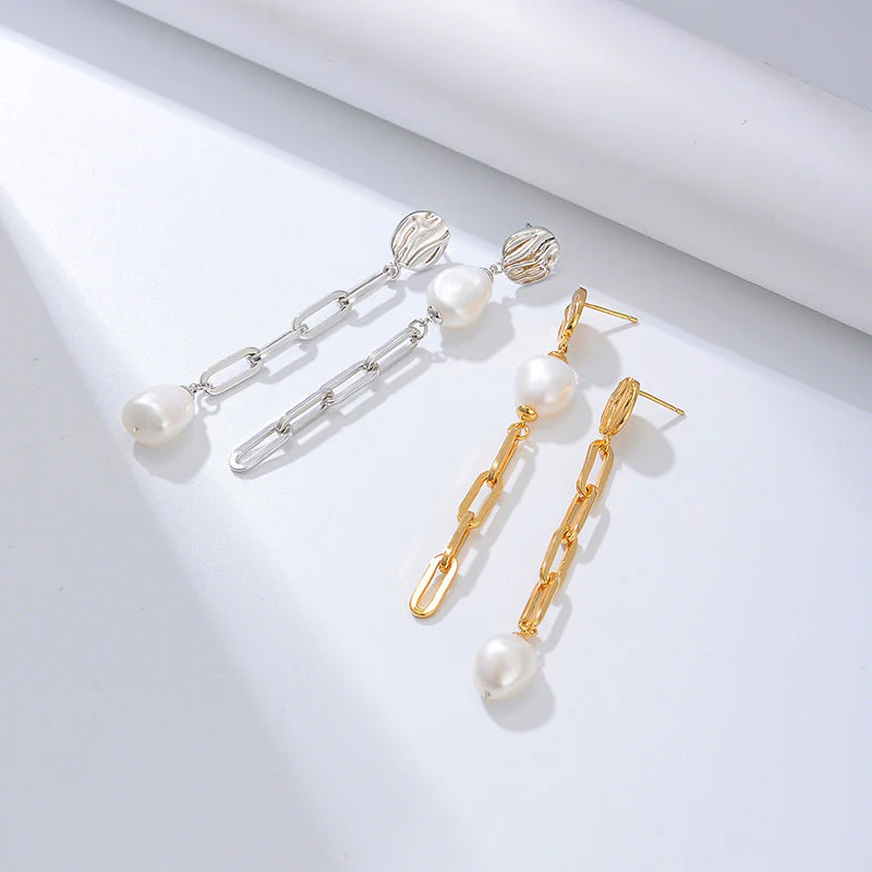 Chain Pearl Drop Earrings