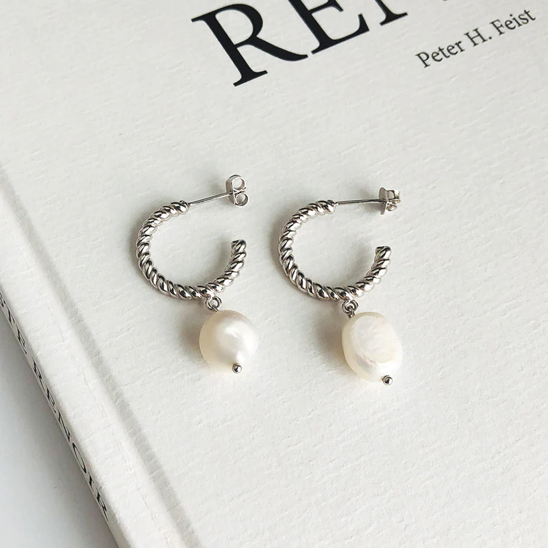 Twisted Hoop Pearl Drop Earring