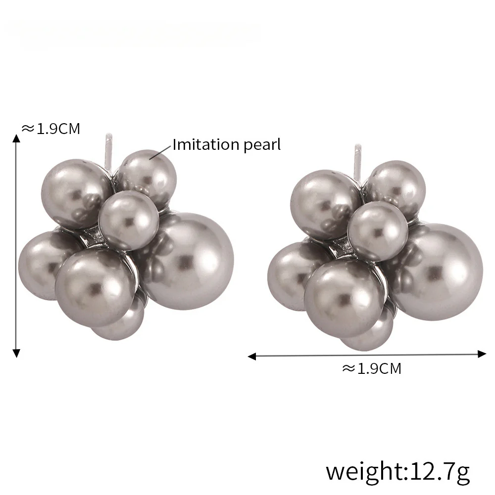 Flower Cluster Pearl Earrings