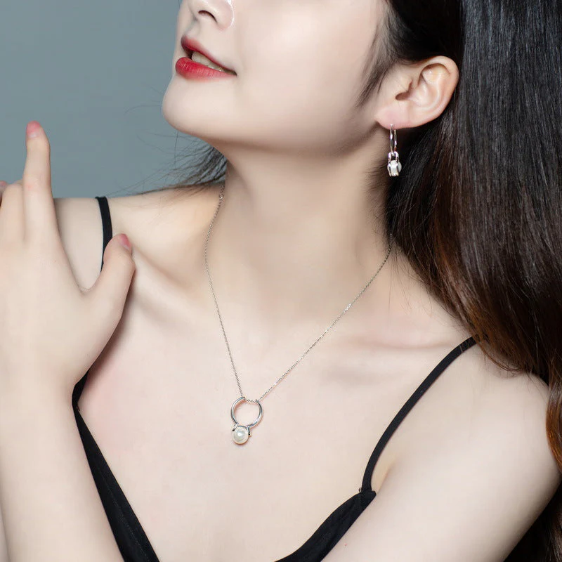 10mm Pearl Ring Silver Band