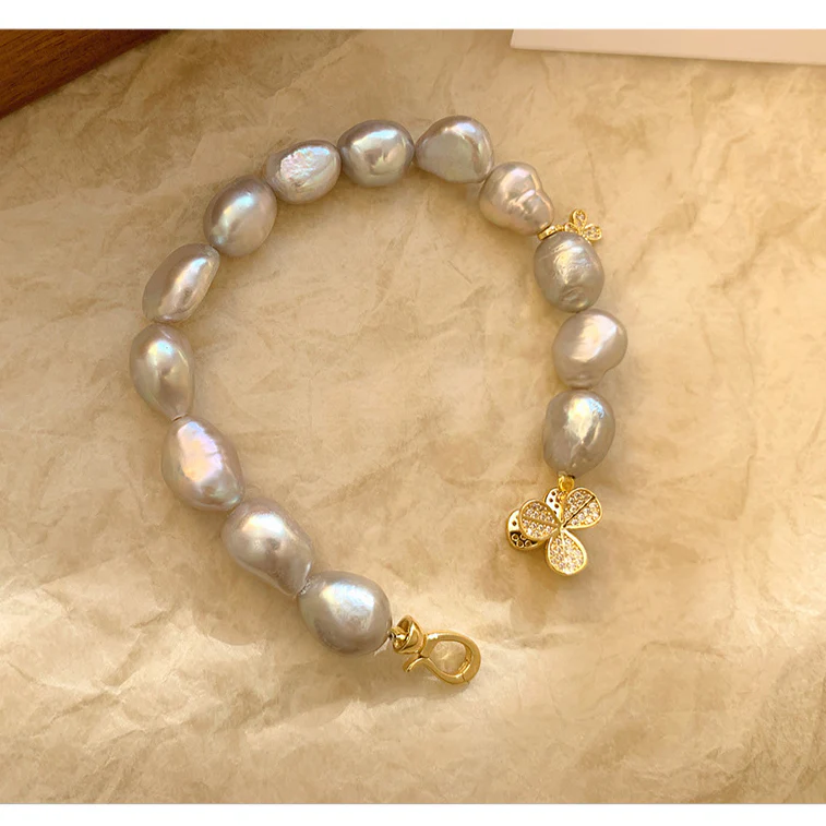 Clover Grey Baroque Pearl Bracelet