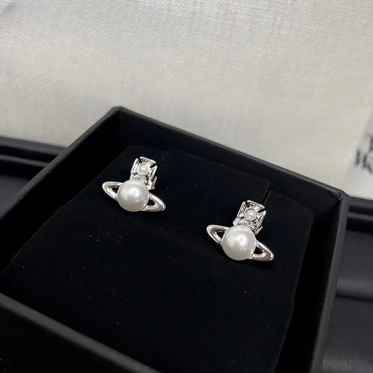 VIVI Pearl Stud Saturn Earrings | Best Replica Jewelry™