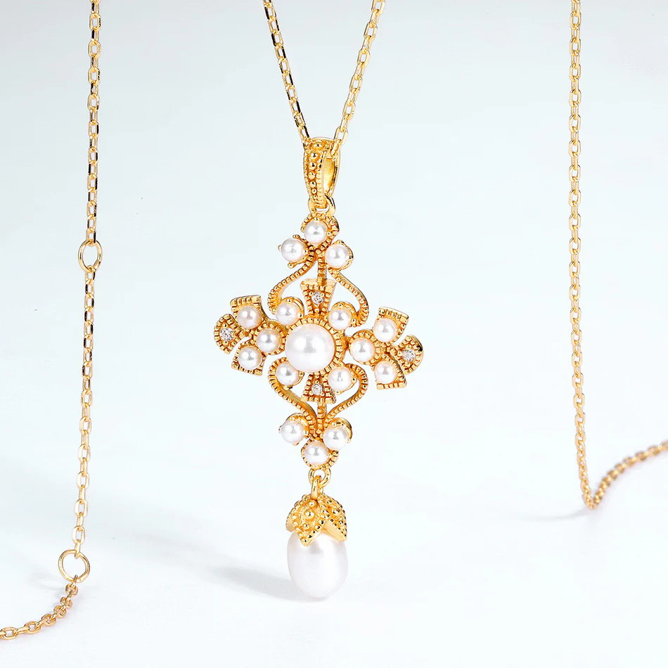 Vintage Hollow Flower Pearl Pendant
