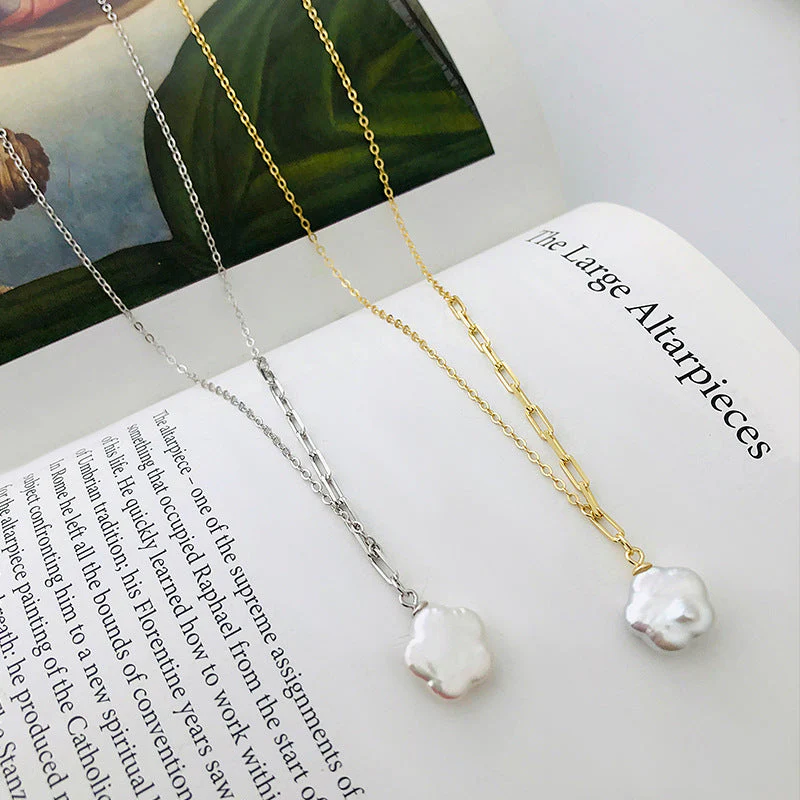 Baroque Pearl Pendant Necklace